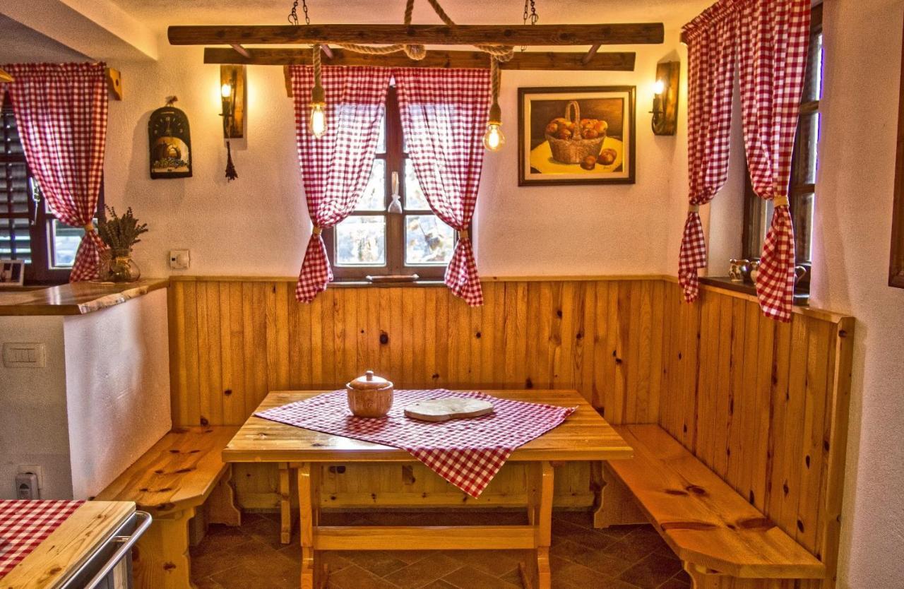 Vineyard Cottage Podrzaj Otočec Dış mekan fotoğraf